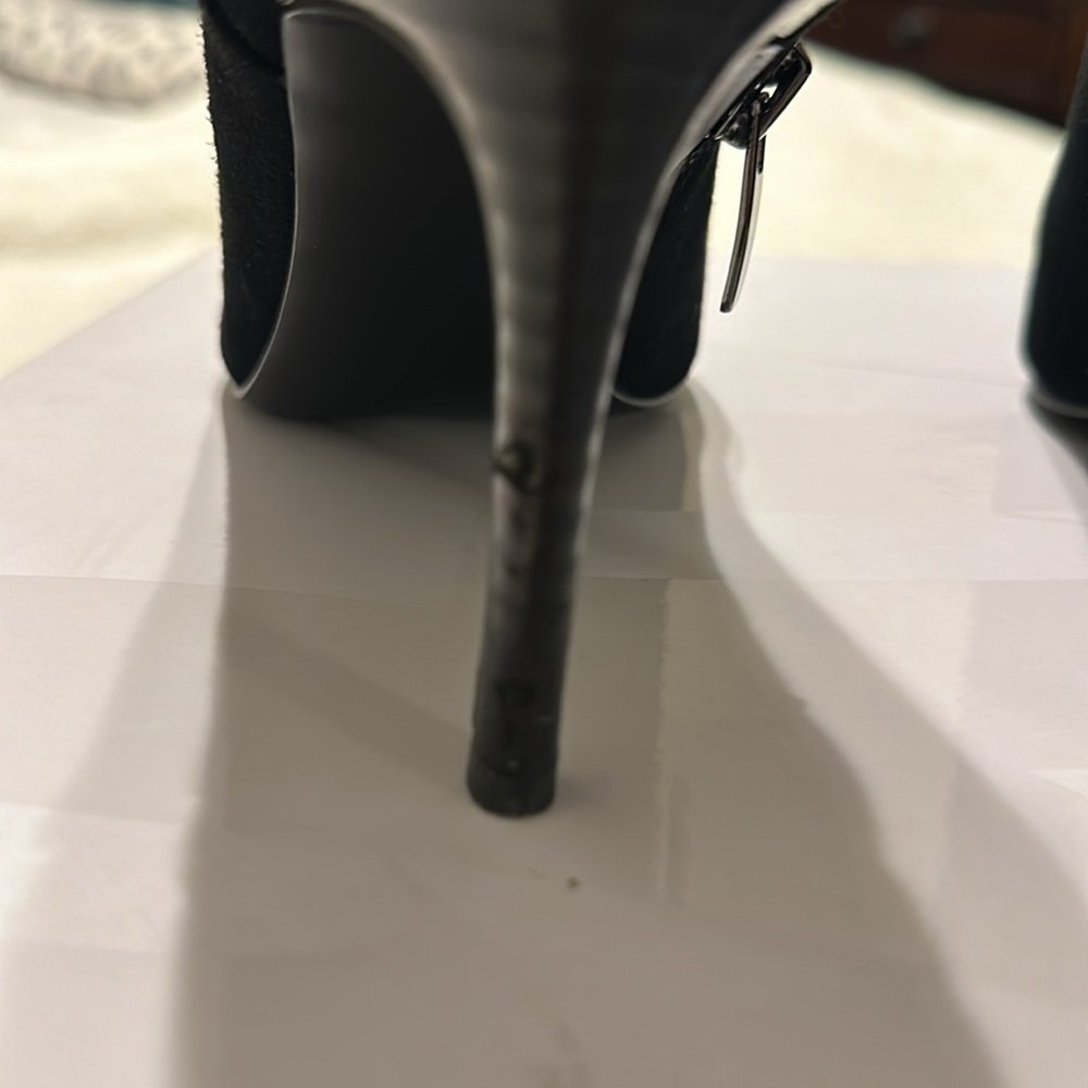Nine West Womens Fhani Black Suede Ankle Boots Shoes 7 Medium - Picture 4 of 7